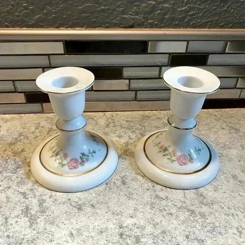 Vintage Candle Holder Set of 2 White/Floral Detail & Gold Trim - Picture 1 of 4